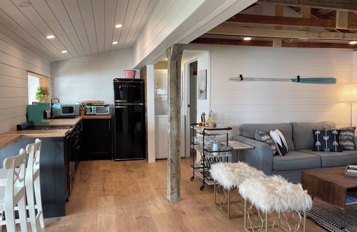 Tatamagouche Cottage | Pet-Friendly Oceanfront Cottage with Firepit & High Ratings