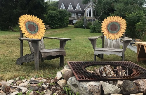 Western Shore Cottage | Oceanfront Cottage with Pool, Spa and Top Guest Rating