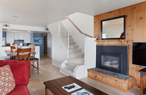 San Simeon Condo | Oceanfront Getaway: 4 BR Condo with Pool & Ocean Views