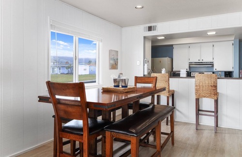 San Simeon Condo | Oceanfront Getaway: 4 BR Condo with Pool & Ocean Views