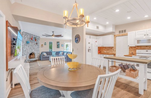 Tavernier House | Oceanfront Estate with Private Pier & Heated Pool Access