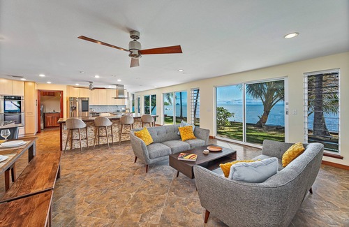 Kahalu u House | Oceanfront Retreat in Kaneohe with Spa & Family Amenities