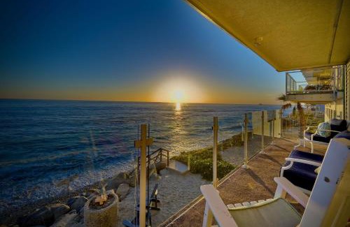 South Oceanside House | Oceanfront Getaway, Private Beach, Fire Pit, 5BR