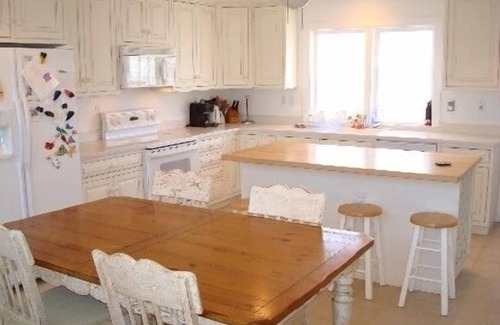 Westhampton Beach House | Oceanfront Escape: Breathtaking Views and Spa Amenities