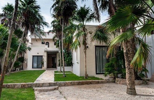 Puerto Aventuras Villa | Oceanfront Retreat with Private Pool and Ocean Views