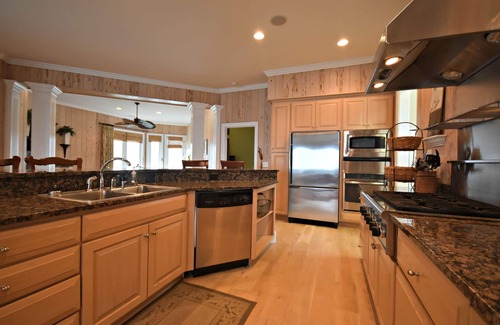 Pawleys Island House | Oceanfront Home - Inlet Point South - Community Pool