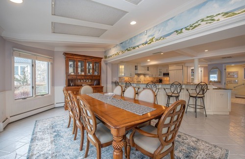 Kenyon House | Beachfront Retreat in Narragansett with Ocean Views