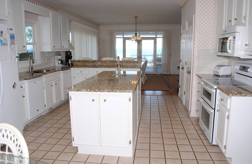 North Litchfield Beach House | Oceanfront Retreat at North Litchfield Beach - 10/10 Rating!