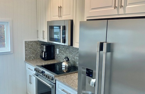 Ocean Beach House | Oceanfront 5-Bedroom Retreat with Pool & Spa, Rated 10/10