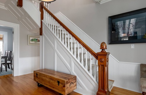 Chester Basin House | Oceanfront Luxury Property w/hot tub - The Oaks Seaside Retreat