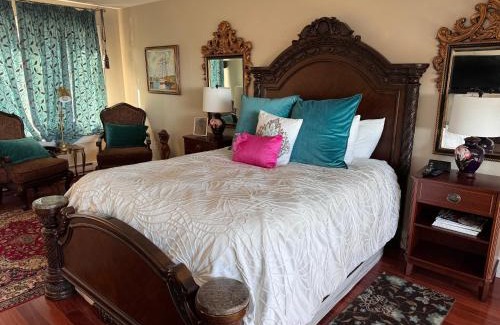 Western Shore House | Oceanfront Retreat with Magical Views & Top Guest Ratings