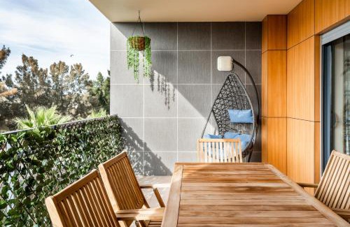 Olhao Apartment | Oceanfront Escape with Breathtaking Sea Views & Pool