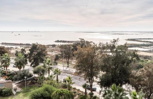 Olhao Apartment | Oceanfront Escape with Breathtaking Sea Views & Pool