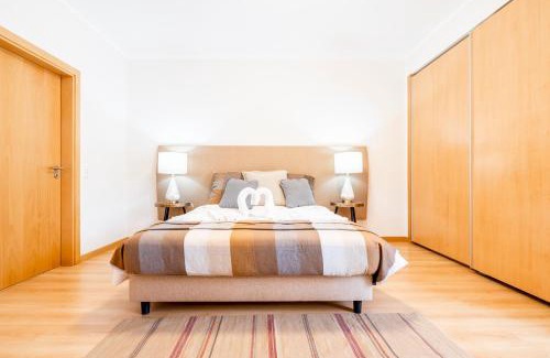 Olhao Apartment | Oceanfront Escape with Breathtaking Sea Views & Pool