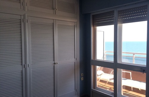 Cadiz Apartment | Exquisite Oceanfront Triplex with Spa & Pool in Cadiz
