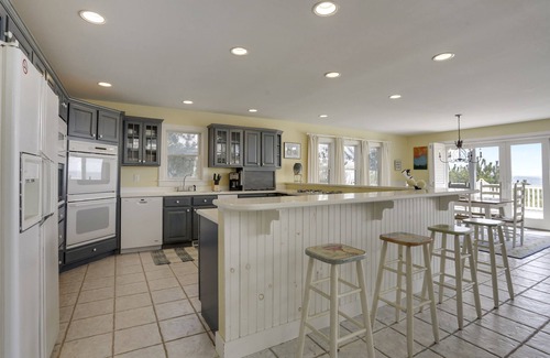Fenwick Island House | Oceanfront Haven: 4BR Home with Decks & Spa Amenities