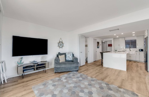 Ormond Beach Condo | Oceanfront Retreat with Pool, Kitchen & Ocean Views