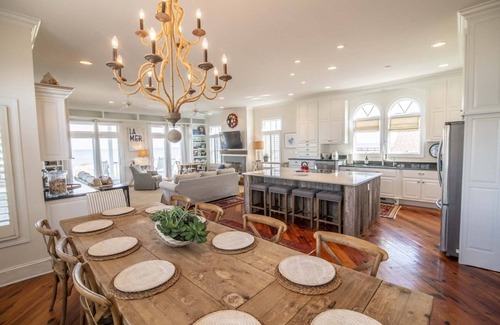 Pawleys Island House | Oceanfront Retreat: Family-Friendly 5BR with Dock Access