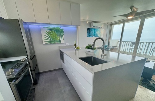Condado Condo | Oceanfront One Bedroom Condo with Breathtaking Beach Views