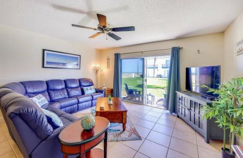 Ormond-by-the-Sea Apartment | Oceanfront Ormond Beach Condo with Pool & Private Patio