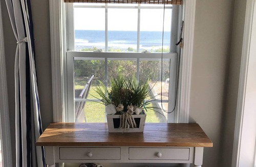 Matunuck Cottage | Oceanfront Retreat: Private Beach, Pool & 10/10 Reviews