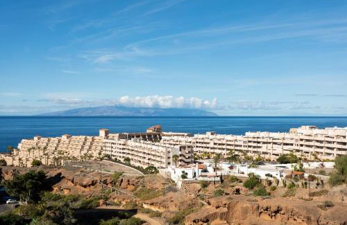 Costa Adeje Apartment | Oceanfront Retreat with Pool & Hot Tub - Rated 9/10