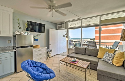 Virginia Beach Apartment | Oceanfront Resort Studio with Pool on Virginia Beach