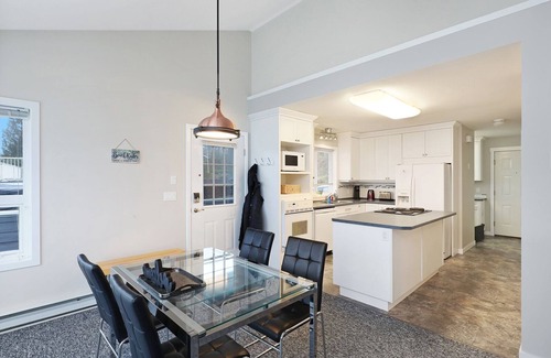 Buckley Bay House | Idyllic Oceanfront Retreat with Pet-Friendly Amenities