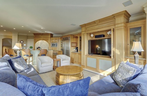 South Beach House | Oceanfront Six Bedroom Home with Private Pool in Sea Pines