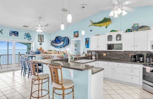 Cutthroat Harbor Estates House | Tranquil Oceanfront Escape with Pool and Spa Amenities