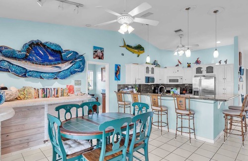 Cutthroat Harbor Estates House | Tranquil Oceanfront Escape with Pool and Spa Amenities
