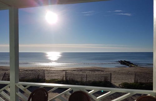 Edisto Island House | Oceanfront Escape at Island Manor - Rated 10/10 by Guests