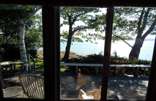 Mid-Coast and Islands House | Oceanfront Retreat with Spectacular Views & Pet-Friendly Perks
