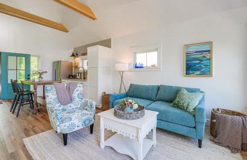 Harpswell Apartment | Oceanfront Studio with Private Dock in Harpswell!