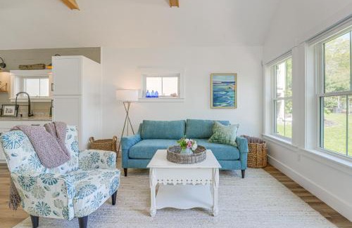 Harpswell Apartment | Oceanfront Studio with Private Dock in Harpswell!
