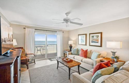 Crescent Beach House | Oceanfront Summerhouse Condo with Pool, Tennis & BBQ Fun