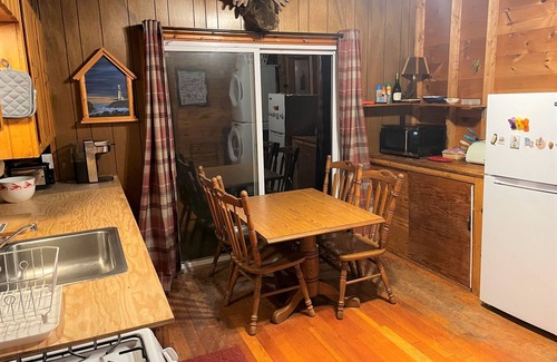 Milbridge Cottage | Serene Secluded Cottage with Kitchen & Pet-Friendly Options