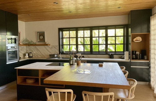 Moorea-Maiao House | Oceanfront Tohora: Guest Rated 9.8 with Private Pool