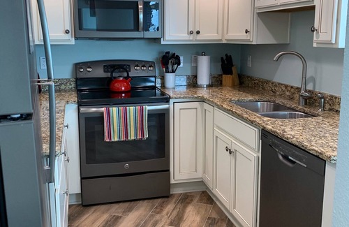 Daytona Beach Shores Condo | Oceanfront Condo with Pool, Spa & Breathtaking Views
