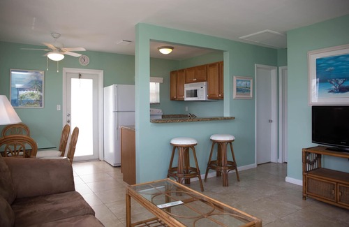 Hillsboro Beach Villa | Beachfront Villa D: Where Ocean Views Meet Ultimate Comfort