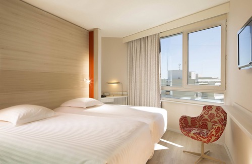 Sablon - Trudaine Hotel | Discover Oceania Clermont-Ferrand: 4-Star Comfort Awaits