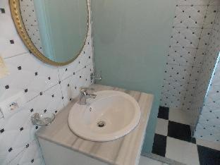 Kodrra Hotel | Beachfront Bliss at Oceanic Overview Suites - 4 Star Retreat