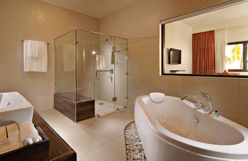 Panglao Hotel | Discover Oceanica Resort Panglao: 4-Star Beachfront Retreat