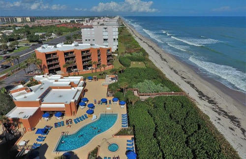 Indian Harbour Beach Resort | Oceanique Resort: Oceanfront Retreat with Family-Friendly Amenities