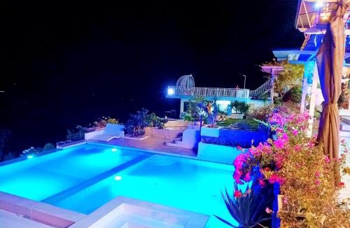 Samal House | Oceanfront Oasis at Oceano Con Vista Highland - 4-Star Retreat