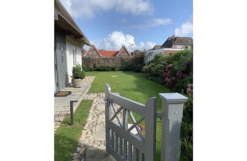 Wenningstedt-Braderup House | Oceans 18 Comfortable holiday residence