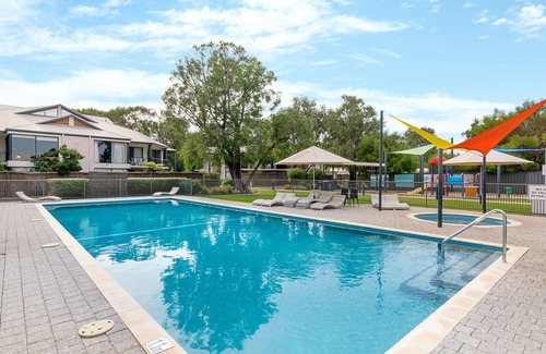 Broadwater Resort | Oceans Edge - Unit 11