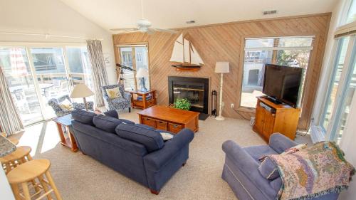 Corolla Light House | Good Vibes: Oceanside Retreat with Community Pools & Tennis