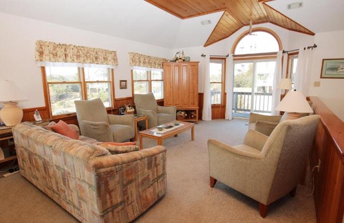 Carolina Dunes House | Oceanfront Marsh Rose Cottage - Pet Friendly & Beach Access