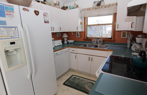 Carolina Dunes House | Oceanfront Marsh Rose Cottage - Pet Friendly & Beach Access